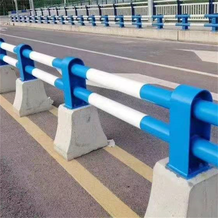 湘潭水泥墩防撞护栏